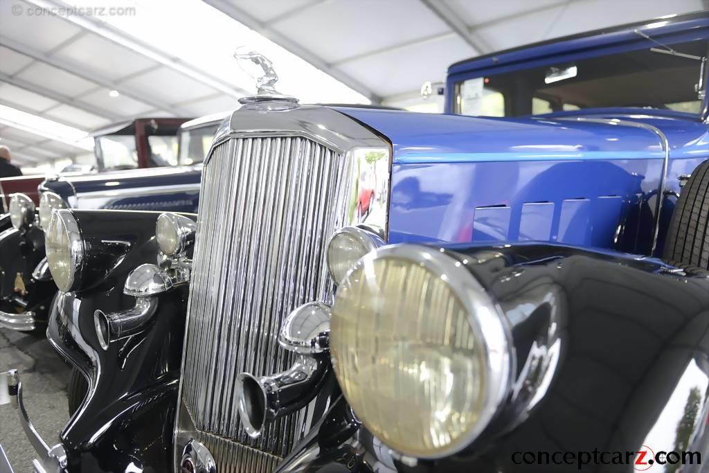 1933 Pierce-Arrow Model 836